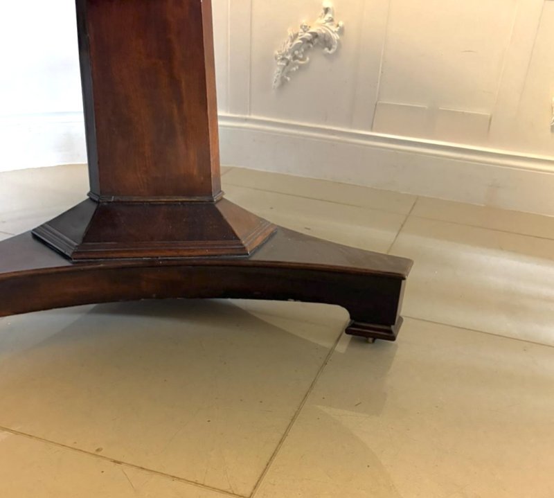 Antique Regency Circular Mahogany Centre / Dining Table on Pedestal Base - Image 8